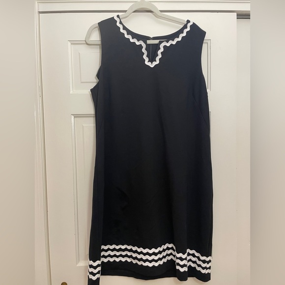 Talbots Dresses & Skirts - Talbots Black and White Sleeveless Dress